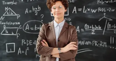 Roanne : une formation Bac+3 en apprentissage co-construite par Arago Sainte Anne et OMNES Education – lyon-entreprises.com
